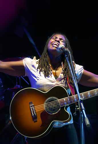 Ruthie Foster